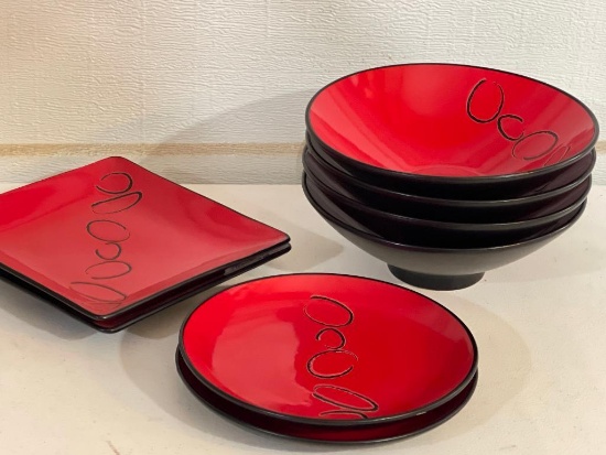 Set of Flirt by R&B Dishes