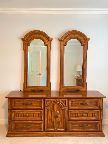 Triple Dresser with Two Mirrors