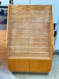 Periodical Display Rack on Casters