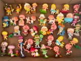 Group Miniature Strawberry Shortcake Figures