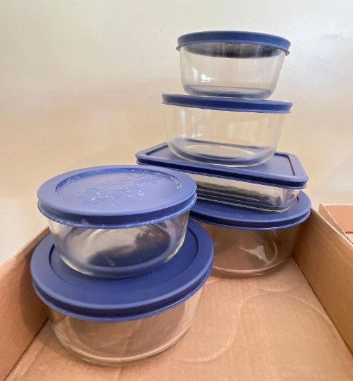 Group of Pyrex Storage Containers