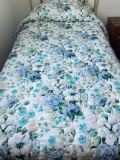 Vintage Nettle Creek Sara Twin Comforter