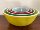 Set of Vintage Pyrex Nesting Mixing Bowls
