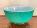 Vintage Pyrex Mixing Bowl