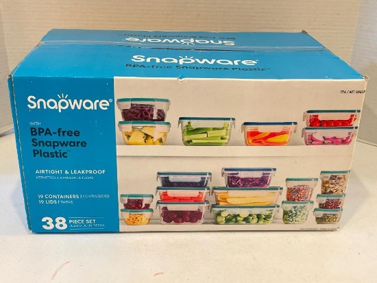 Snapware 38 Piece Set - New in Box