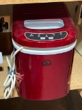 Igloo Ice Maker