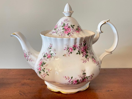 Royal Albert "Lavender Rose" Teapot
