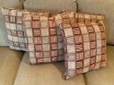 Set of Throw Pillows