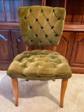 Vintage Tuffed Chair