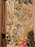 Vintage Jewelry Lot