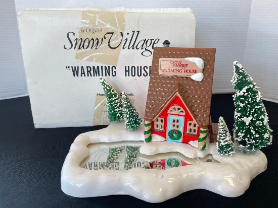 Department 56 - Snow Village Series - Warming House