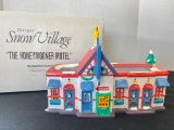 Department 56 - Snow Village Series - The Honeymooner Motel