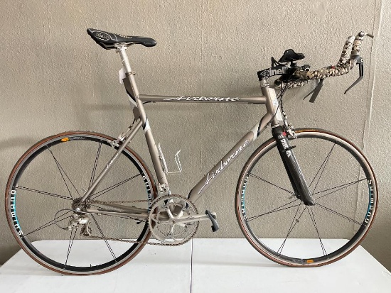 Airborne 61cm Triathlon Bike