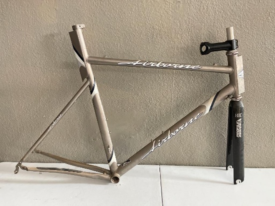 Airborne 61cm Titanium Triathlon Frame