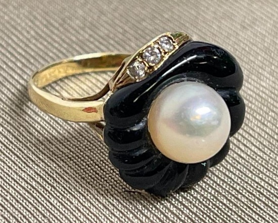 14K Gold Ring - Size 5.5