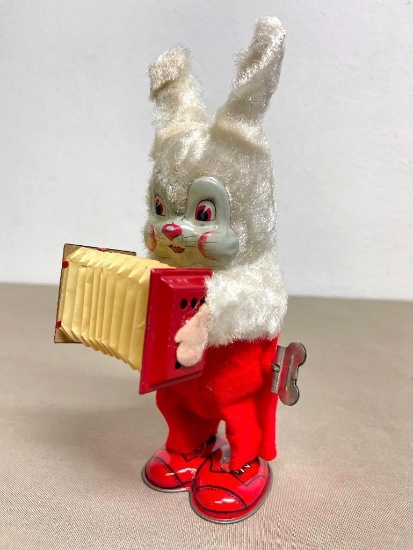 Vintage Wind Up Tin Bunny with Accordion