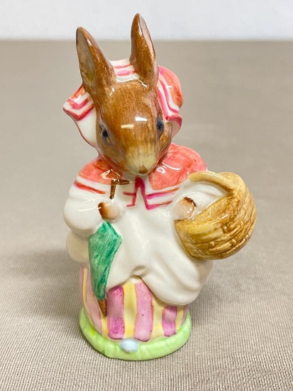 Beatrix Potter Figure - Mrs. Rabbit (1951)