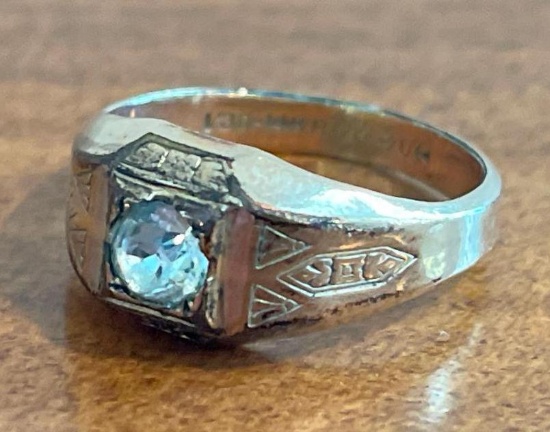14K Gold Ring (4 grams)
