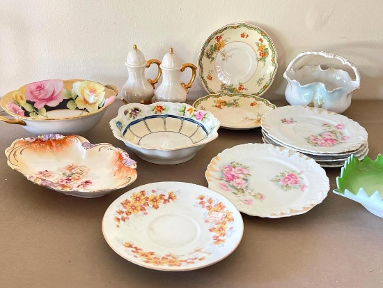 Mixed Lot of Vintage Dishes