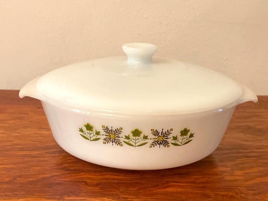 Vintage Anchor Hocking 1 1/2 Qt. Baking Dish with Lid