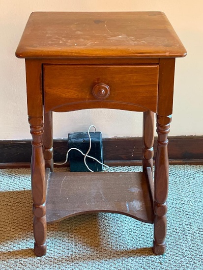 Vintage Single Drawer Table / Nightstand