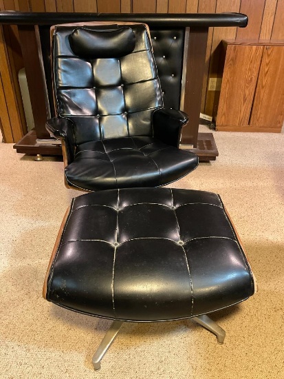 Vintage Heywood Wakefield MCM Chair and Ottoman