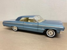 Die Cast Car (1:18 Scale) - 1964 Chevrolet Impala SS