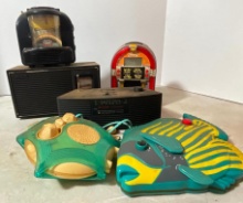 Electronic Radio Lot