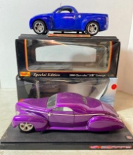 Pair of Die Cast Cars (1:18 Scale)