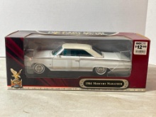 Die Cast Car (1:18 Scale) - Road Signature 1964 Mercury Marauder