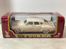 Die Cast Car (1:18 Scale) - Road Legends 1940 Tucker