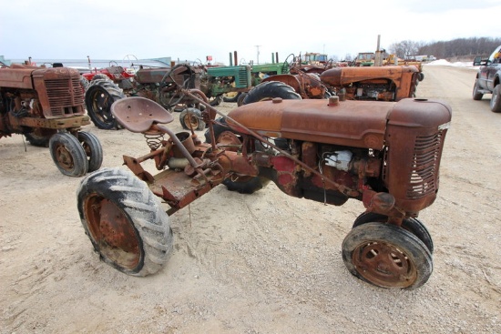 IH B Tractor