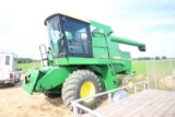 John Deere 6620 Turbo Combine