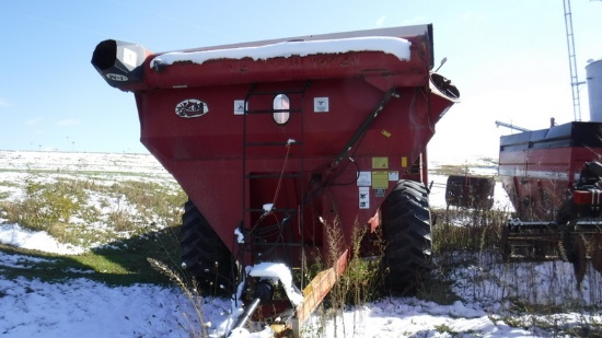 J&M 525 Grain Cart