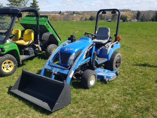 New Holland 1220 Compact Utility Tractor