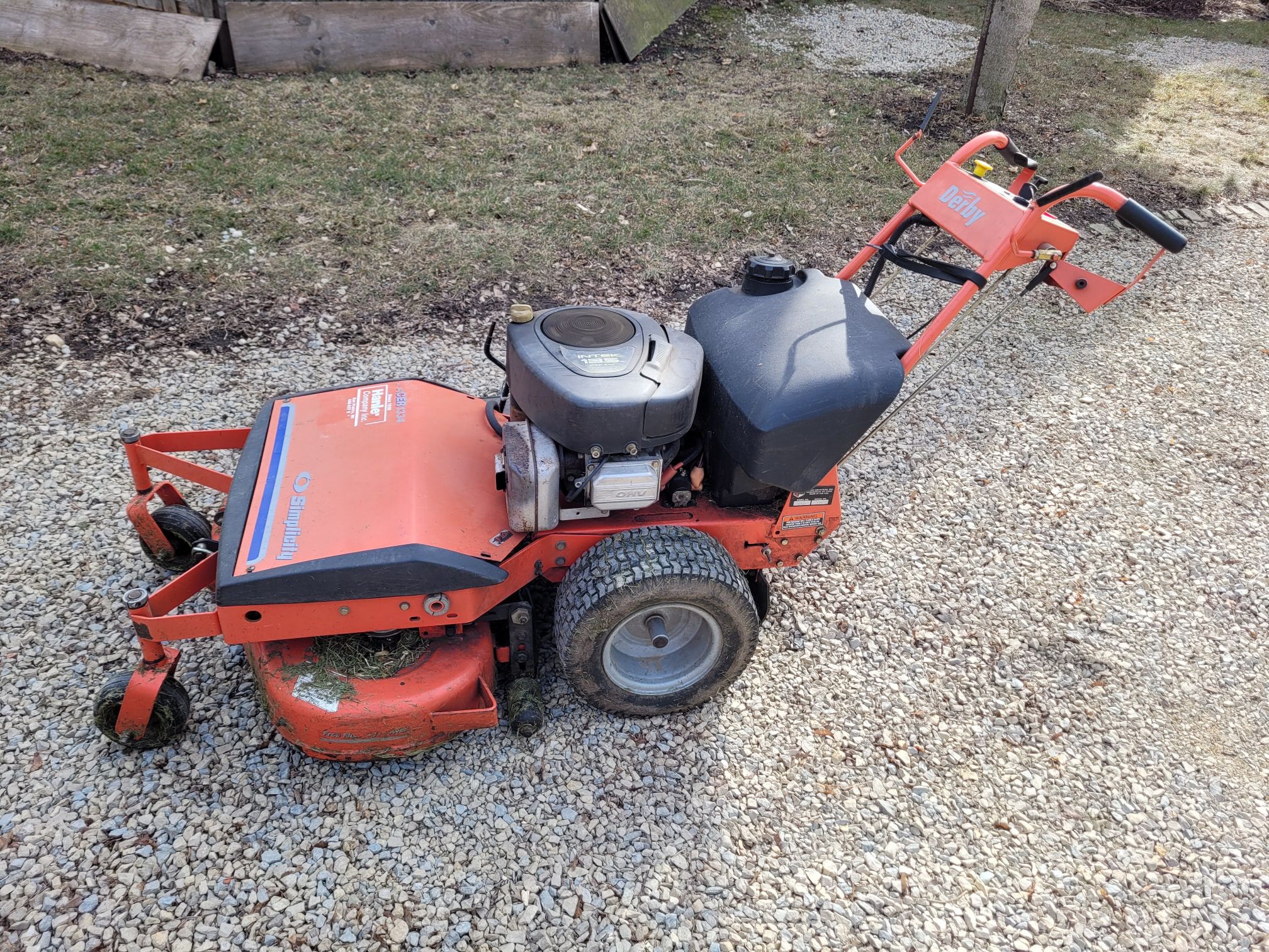 Simplicity Pacer 1334 Mower Proxibid
