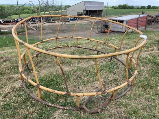 Round Bale Feeder