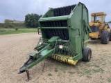 John Deere 510 Round baler