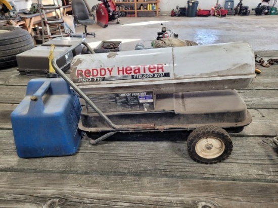 110,000 BTU Reddy Heater w/ Kerosene can