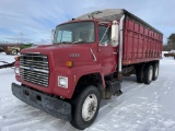 Ford L9000 Grain Truck