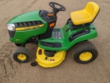 JOHN DEERE D110 Mower