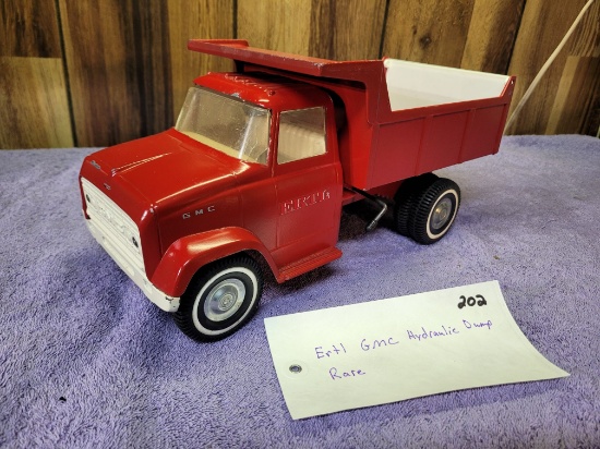 Ertl GMC Hydraulic Dump