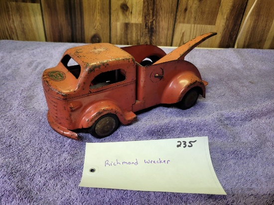 Richmond Wrecker