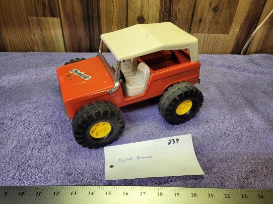Nylint Bronco