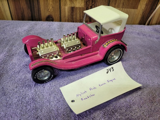 Nylint Pink Twin Engine Roadster