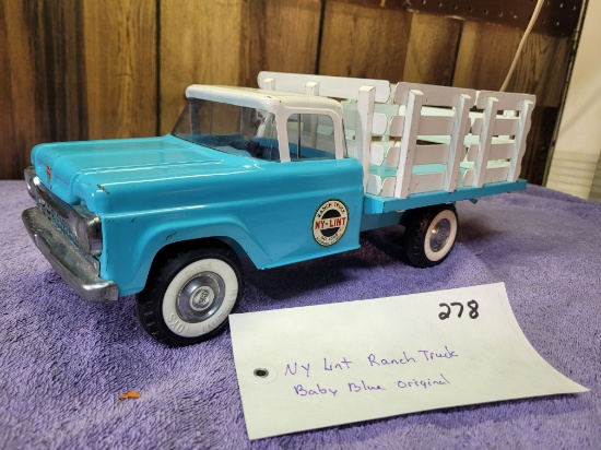 Nylint Ranch Truck