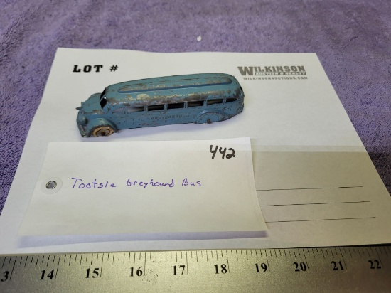 Tootsie Greyhound Bus