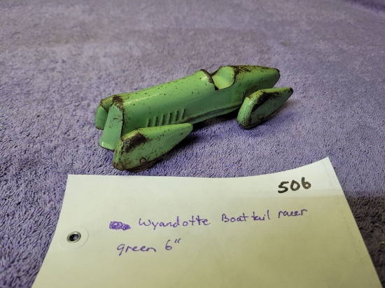 Green Wyandotte 6 inch Boat Tail Racer
