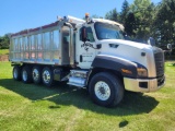 2014 CAT 660 Dump Truck