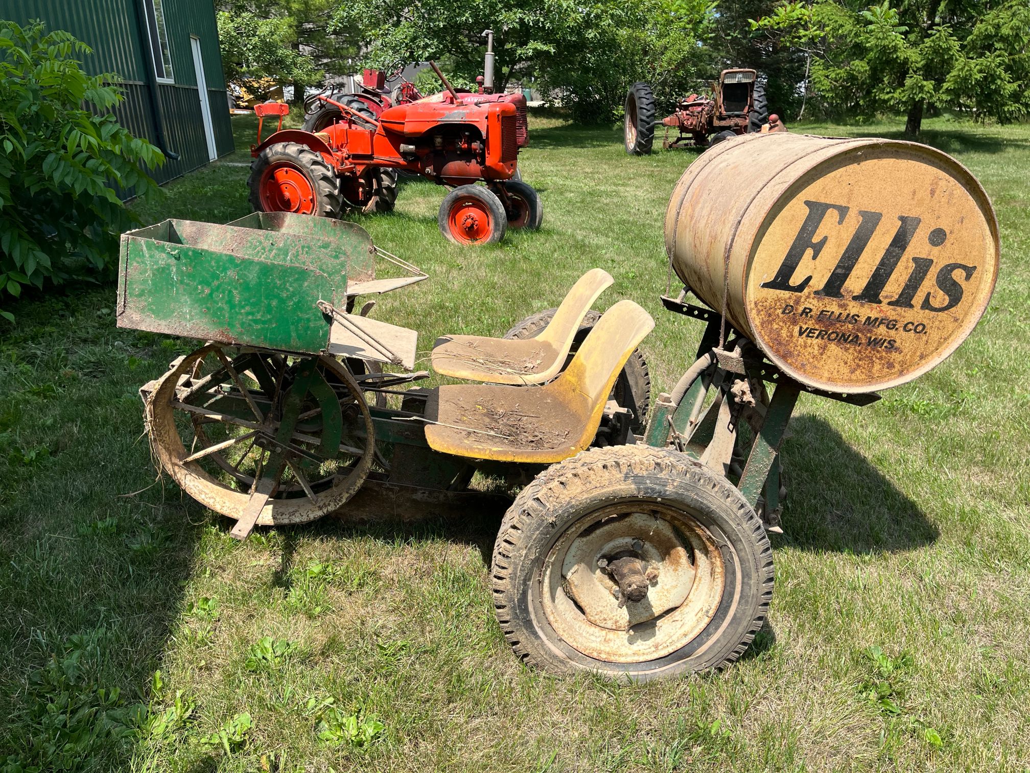 old tobacco planter Ellis Tobacco Planter